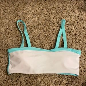 NEVER WORN TEAL BIKINI TOP